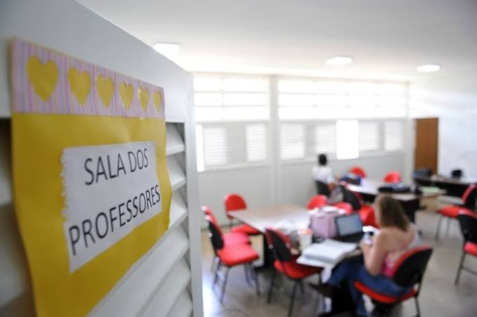 Artigo | Dia dos Professores - 